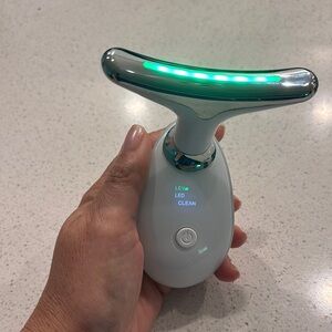 7 in one light led face contour device